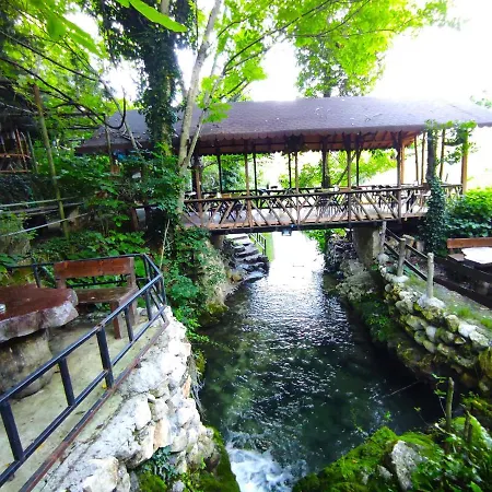 山林小屋 克雷山林小屋 *