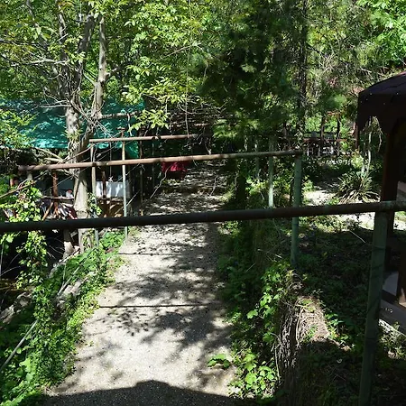 克雷山林小屋